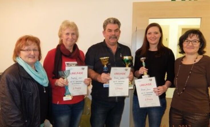 Von links: Gerlinde Katzinger, Susi Raditsch, Günther Rössler, Anna Berger und Sabine Bauer. 