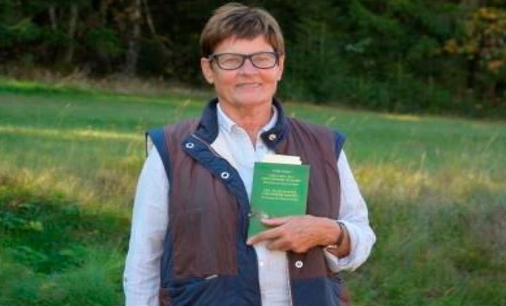 Mit dem Kauf eines Buches kann das Hilfsprojekt unterstützt werden. Foto: Schacherl