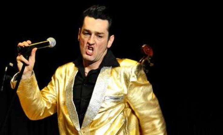J.J. King unterhält die Massen mit seiner Elvis-Show. Foto: J.J. King