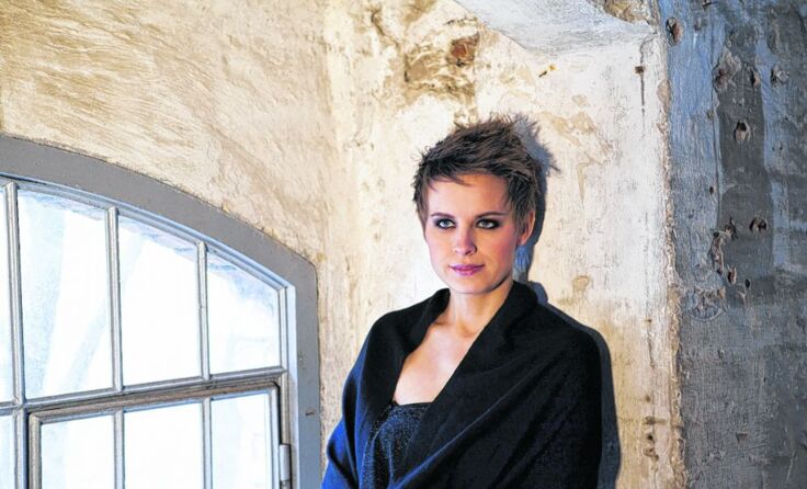 Geigerin Maria Wahlmüller begeistert beim Konzert mit ihrem Solo. *Foto: Julia Stix