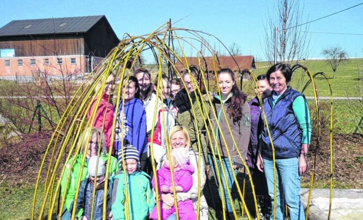 Riesig war die Freude in der Krabbelstube Schardenberg über das Tipi.*Foto: Krabbelstube