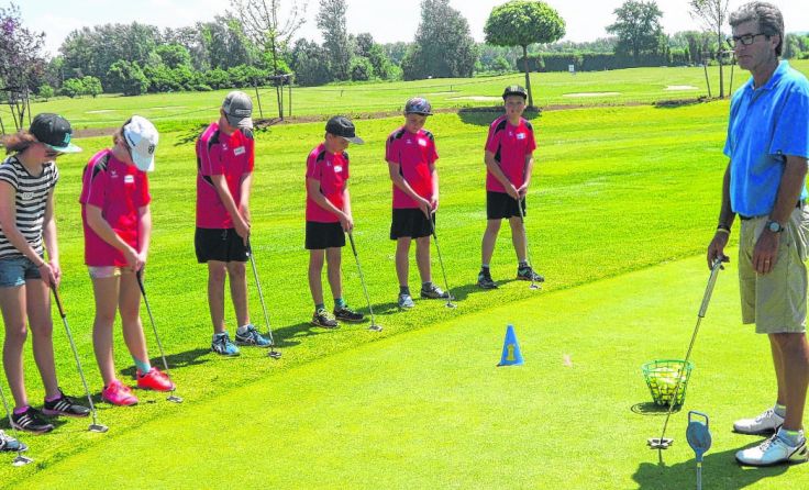 Viele der Sportschüler standen zum ersten Mal auf einem Golfplatz.