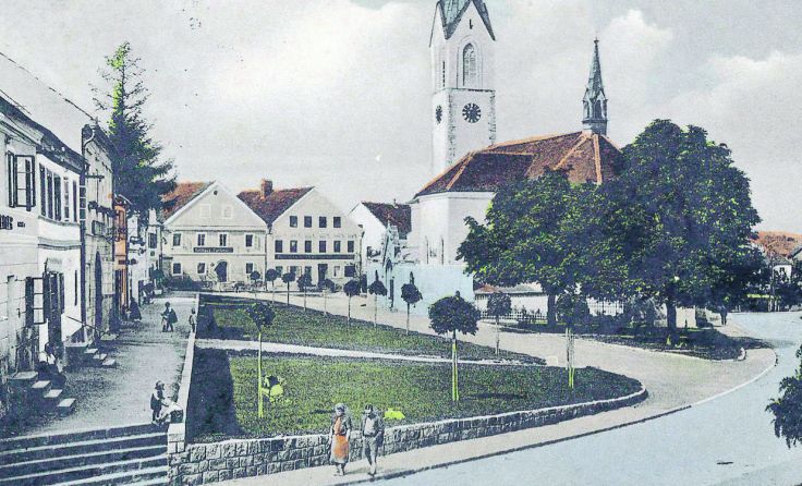 Der Ortsplatz der Gemeinde Riedau aus vergangenen Zeiten