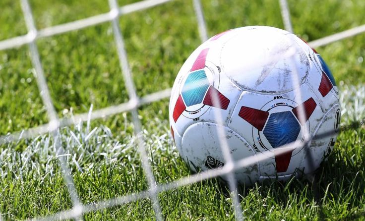 Für den Fußballverein machte sich ein Gemeindebuchhalter strafbar. Foto: Weihbold/Symbolbild