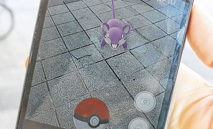 Dieses kleine Monster hielt sich am Grieskirchner Stadtplatz auf.