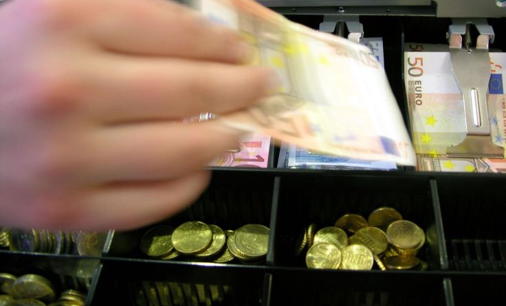 Die Diebe entwendeten Bargaeld aus einem Spielautomaten. Foto: Wodicka