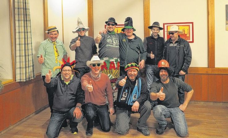 Auf einen lustigen Gschnas-Abend lädt die Bürgerinitiative Bruck-Waasen ein.
