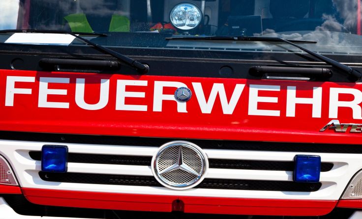 Vier Feuerwehren waren heute Nacht beim Brand in Schlüßlberg im Einsatz. Foto: Wodicka