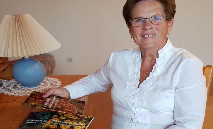 Helga Nöbauer schreibt leidenschaftlich gerne Mundartgedichte. Foto: privat