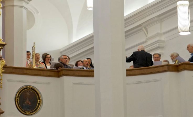Zum Adventsingen lädt das Katholische Bildungswerk ein. Foto: Anton Eilmannsberger