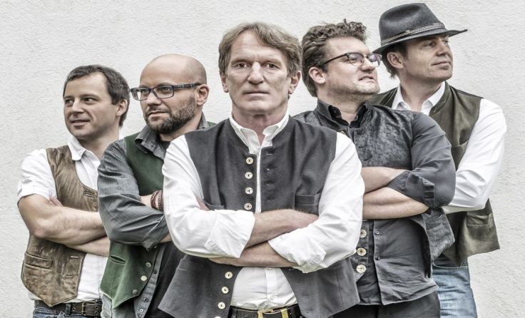 Einen Kleinkunstabend der besonderen Art präsentiert die Gruppe „Rauhnacht“.Foto: Rudi Ferder