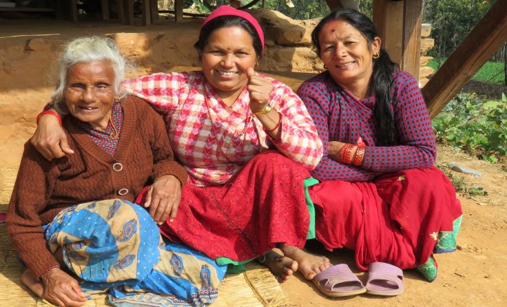 Bilder vom Hilfseinsatz in Nepal stehen beim Vortrag im Mittelpunkt. Foto: Rupertsberger