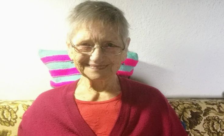 Täglich greift Maria Bürger mit Freude und für den guten Zweck zu Wolle und Nadel. 