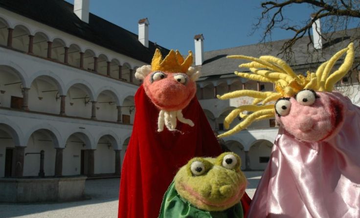 Das Märchen vom Froschkönig wird als Puppentheater aufgeführt. Foto: Humer