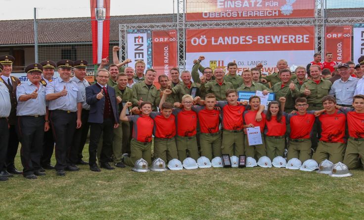 Erfolgreiche Florianis: Die Jugend und Aktiv-Gruppen aus Weeg. Foto: F. Mair/BFDKO