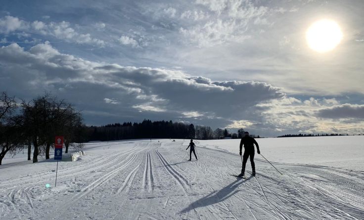 Am 1. Dezember startet in Natternbach die Langlaufsaison. Foto: Niederleitner