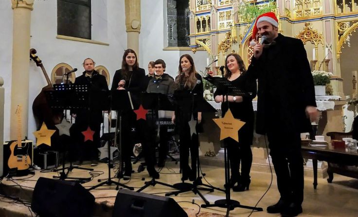 Zum Konzert in Wohnzimmeratmosphäre wird bei „Weihnachten dahoam“ geladen.Foto: privat