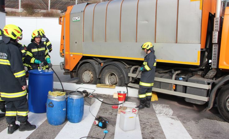 Fotos: FF Wallern