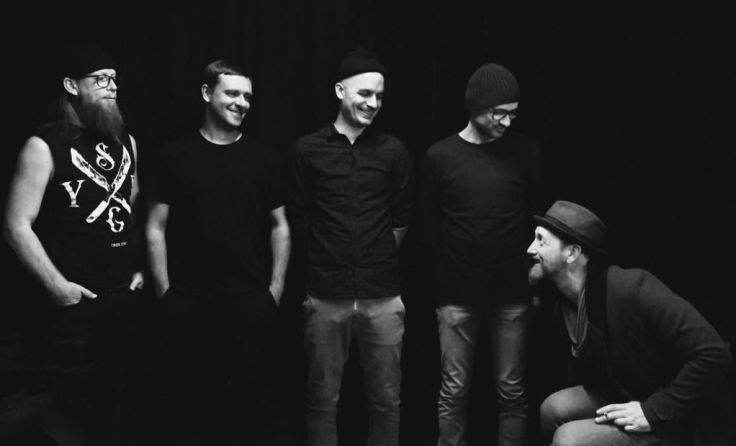 „The Köter“ sind live auf der Hofbühne Tegernbach zu sehen. Foto: Daniel Wochermayr