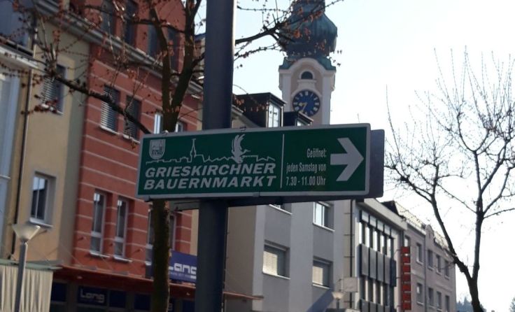 Der Grieskirchner Bauernmarkt findet wie gewohnt am Samstag statt. Foto: Langs