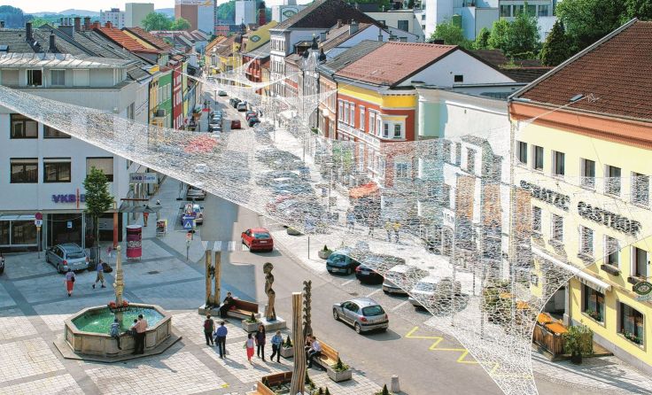 Das Netz wird ab 9. Mai wieder über der Innenstadt schweben. Foto: Stadtgemeinde