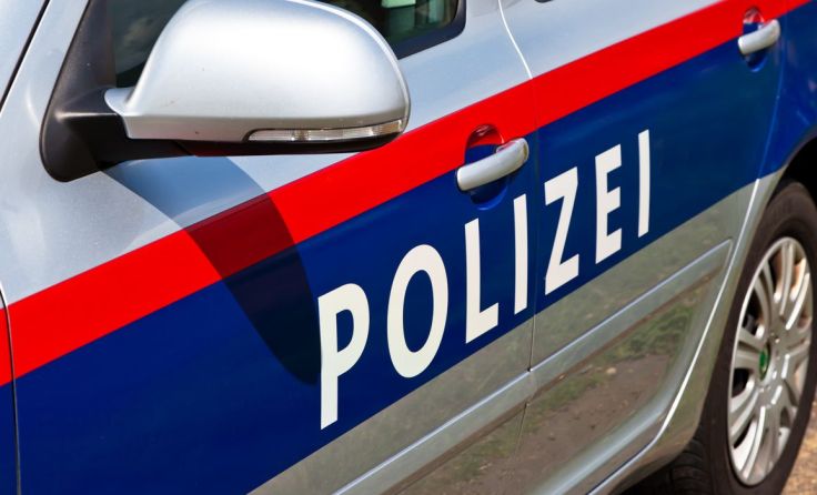 Laut Polizei wurden die beiden Autofahrer unbestimmten Grades verletzt. Foto: Wodicka