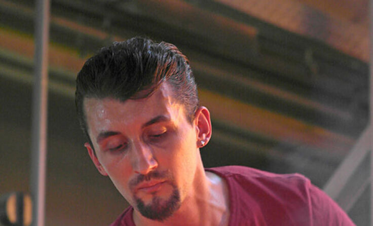 Paul Osterberger präsentiert in der Furthmühle Pram seine Glaskunst. (Foto: Osterberger)