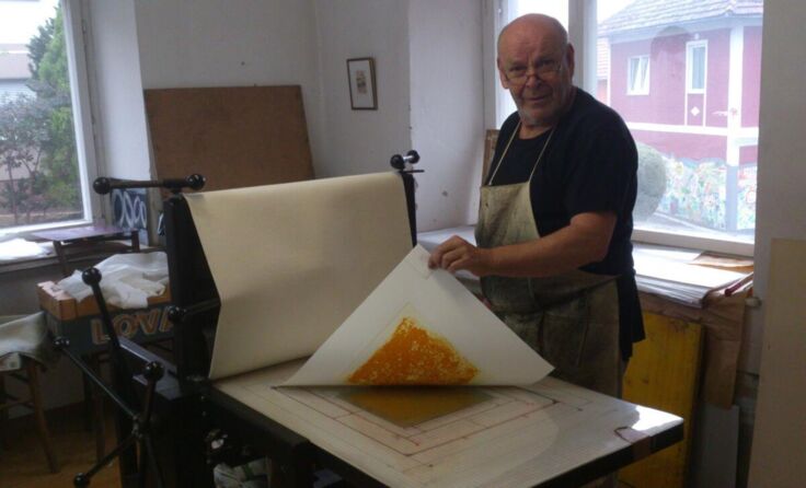 Drucker Rudi Hörschläger ist in seinem Element. (Foto: Ortner)