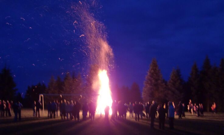 Das Sonnwendfeuer in Dietmanns