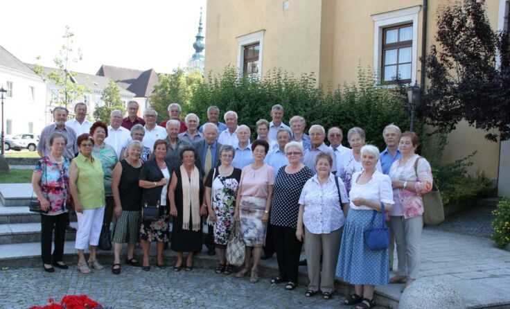 Gruppenfoto der Schulabgänger des Jahres 1955