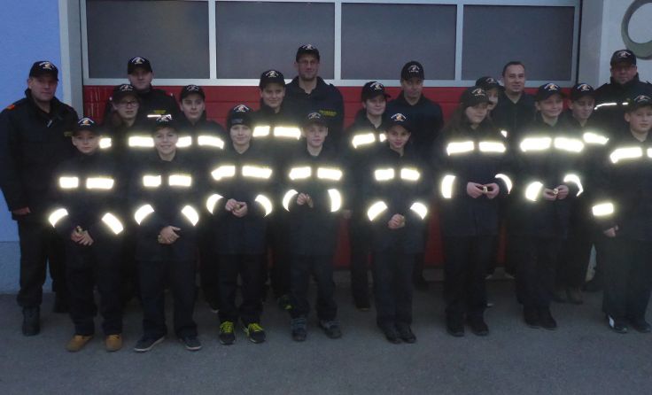Die Feuerwehrjugend Kautzen Foto: FF Kautzen/Leyrer
