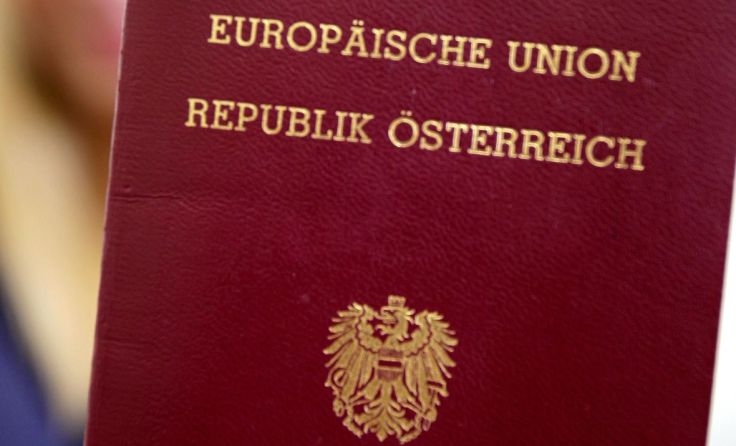 Viele Reisepässe verlieren 2017 ihre Gültigkeit. Foto: Vowe