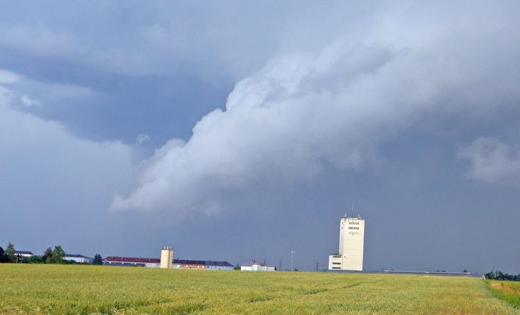 Die Gewitterzelle über der Bezirkshauptstadt. Foto: BFK Waidhofen/Stefan Mayer