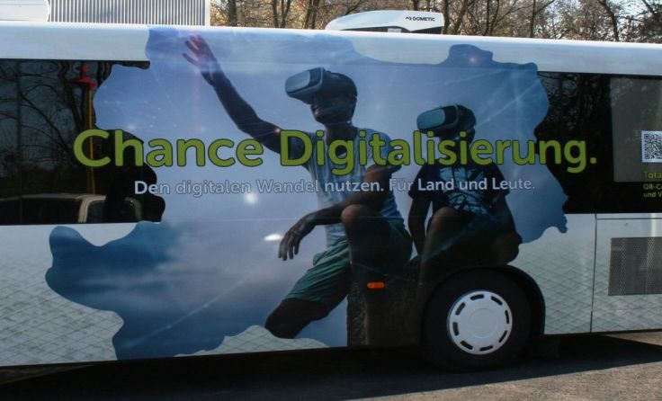 Der neue NÖ Digitalisierungs-Infobus kommt nach Waidhofen. 