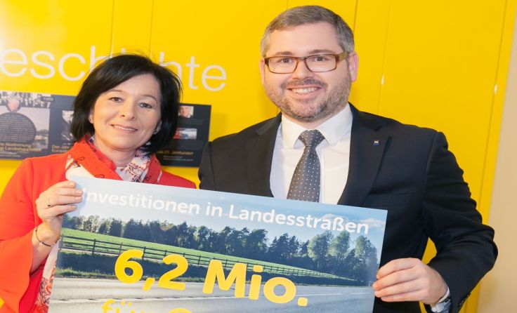 Margit Göll und Ludwig Schleritzko bei der Präsentation der Vorhaben im Bezirk Gmünd. Foto: VPNÖ