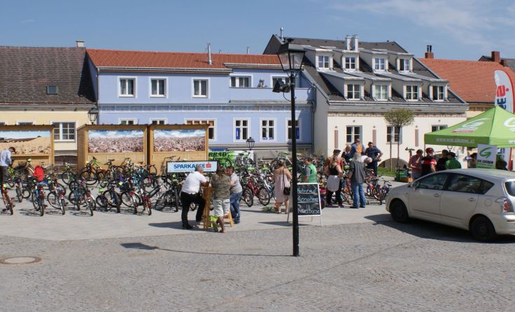 Radbörse neben dem Waidhofner Rathaus