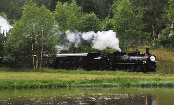 Der Dampfzug unterwegs auf der Waldviertelbahn. Foto: NÖVOG/knipserl.at