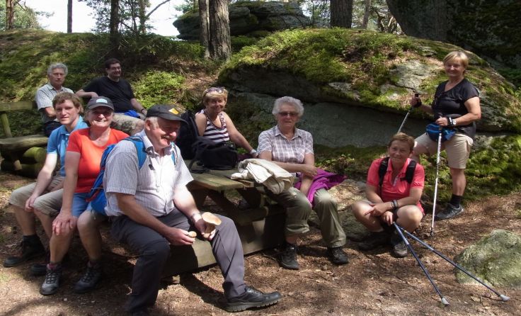 Die Gruppe bei einer kurzen Rast. Foto: Dunja Stöckl