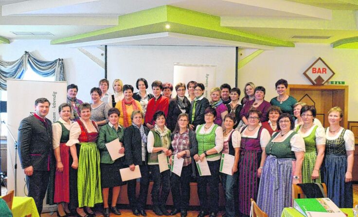 Die Bäuerinnen haben sich in Aschbach getroffen.