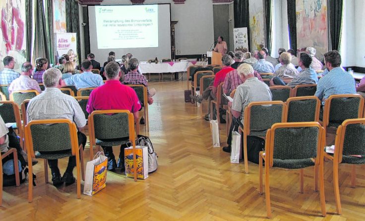 Bei den Vorträgen im Schloß Zeillern Foto: Leeb