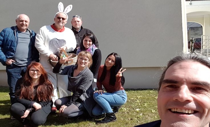 Weltladen Obmann Ernst Gassner hat die Geschäftsstelle der Tips in Amstetten besucht.