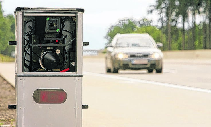 Radargeräte der Stadt sind erlaubt, 30-er-Beschränkung aber nicht. Foto: Weihbold