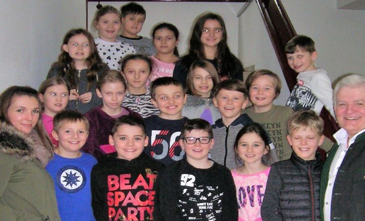 Die dritten Klassen im Gemeindeamt Fotos: Marktgemeinde Hörsching