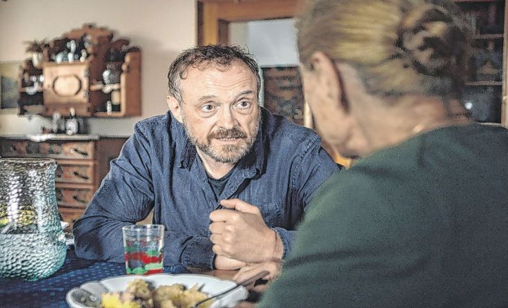„Der Tote am See“ mit Josef Hader wird am 12. Juli gezeigt. Foto:Lotus Film/Felipe Kolm