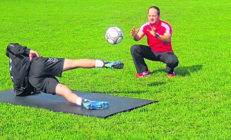 Das Training für komplexe Anforderungen eines Kickers.