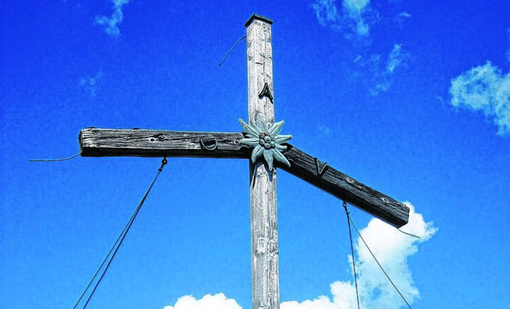 Der Große Donnerkogel bekommt ein neues Gipfelkreuz.*Foto: Ennser Alpenverein