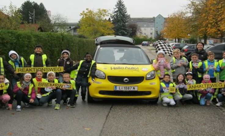 "Wow, so ein langer Bremsweg!" – Lernen durch Erleben in der Volksschule Asten Foto: OÖAMTC 