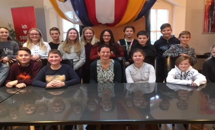 Die IMS Langenhart Schüler beim Bürgermeisterinnenbesuch