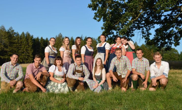 Der Vorstand der St. Valentiner Landjugend; Fotos: Landjugend