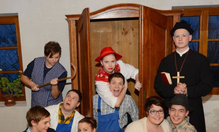Beim Theater der Landjugend Oberndorf gibt es viel zu lachen. 